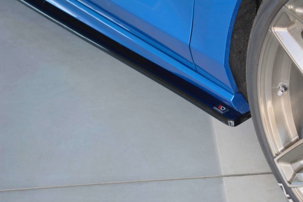 MAXTON DESIGN - Lišty pod prahy Ford Focus ST / ST-Line Mk4 , Čierny lesk – Obrázok 4