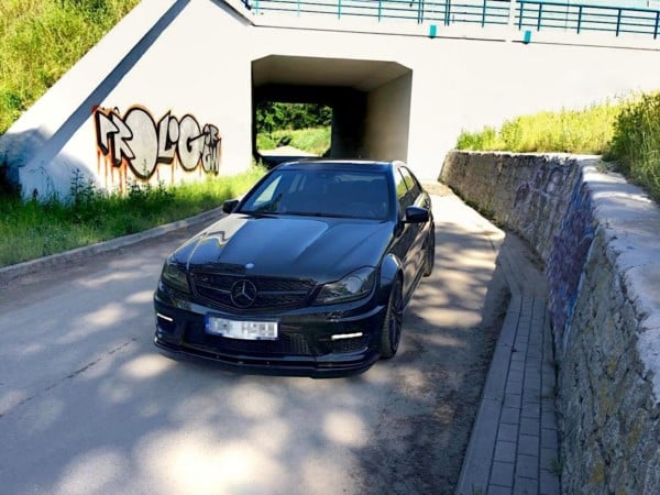 MAXTON DESIGN - Spoiler pod Predný náraznik   MERCEDES-BENZ AMG C63 W204 FACELIFT , Čierny lesk – Obrázok 3