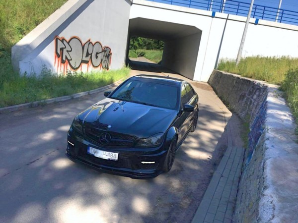 MAXTON DESIGN - Spoiler pod Predný náraznik   MERCEDES-BENZ AMG C63 W204 FACELIFT , Čierny lesk – Obrázok 4