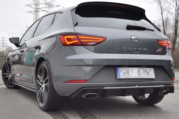 MAXTON DESIGN - Difúzor zadného náraznika  V.1 Seat Leon Cupra Mk3 FL Hatchback , Čierny lesk – Obrázok 3