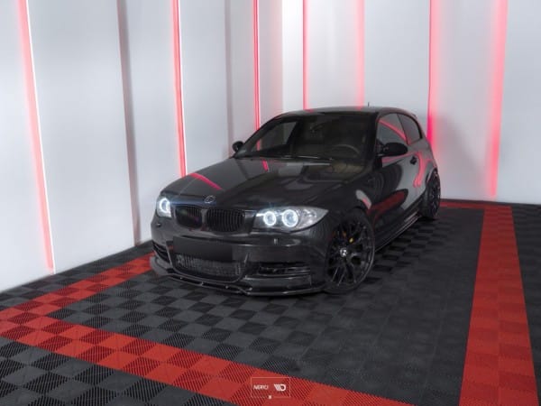 MAXTON DESIGN - Lišty pod prahy vhodné pre BMW 1 E81/ E87 FACELIFT , Čierny lesk – Obrázok 2