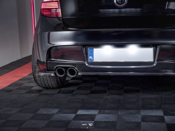MAXTON DESIGN - Stredový spoiler pod zadný náraznik (WITHOUT VERTICAL BARS) for vhodné pre BMW 1 E81/ E87 M-PACK FACELIFT , Čierny lesk – Obrázok 4