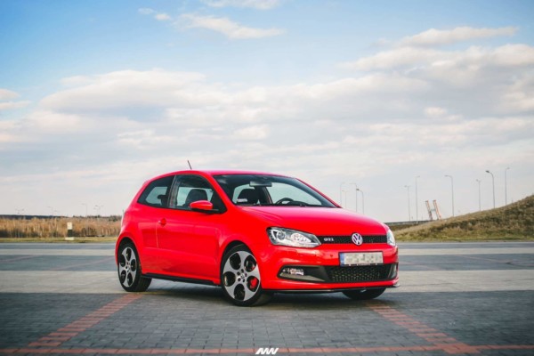 MAXTON DESIGN - Spoiler pod Predný náraznik V.2 VOLKSWAGEN POLO MK5 GTI 6R PREFACE , Čierny lesk – Obrázok 3