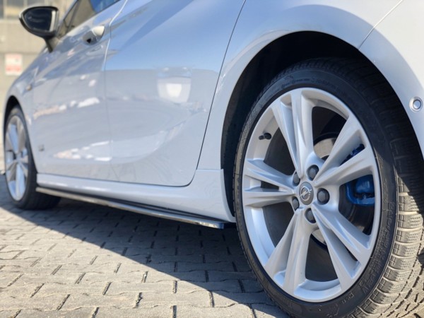 MAXTON DESIGN - Lišty pod prahy OPEL ASTRA K OPC-LINE , Čierny lesk – Obrázok 2
