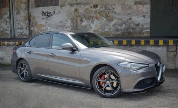 MAXTON DESIGN - Lišty pod prahy ALFA ROMEO GIULIA VELOCE , Čierny lesk – Obrázok 2