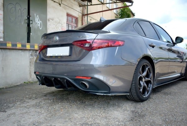 MAXTON DESIGN - Difúzor zadného náraznika  ALFA ROMEO GIULIA VELOCE , Čierny lesk ROZBALENÝ TOVAR – Obrázok 2