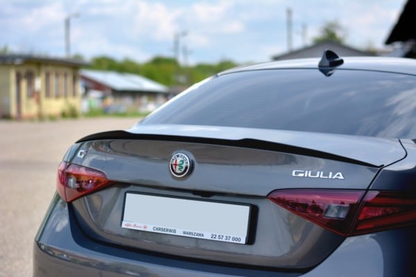 MAXTON DESIGN - Predlženie spoilera ALFA ROMEO GIULIA VELOCE , Čierny lesk – Obrázok 3