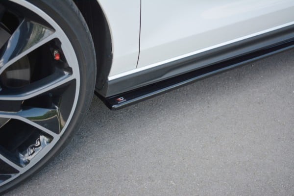 MAXTON DESIGN - Lišty pod prahy V.1 Hyundai I30 N Mk3 Hatchback / Fastback , Čierny lesk – Obrázok 3