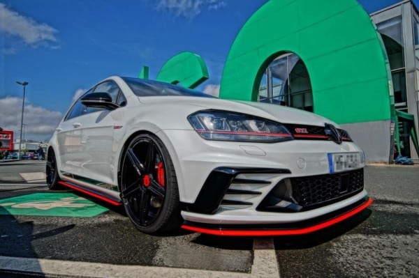 MAXTON DESIGN - Lišty pod prahy VW GOLF Mk7 GTI CLUBSPORT , RED – Obrázok 3