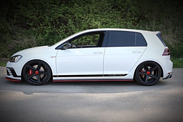 MAXTON DESIGN - Lišty pod prahy VW GOLF Mk7 GTI CLUBSPORT , RED – Obrázok 2