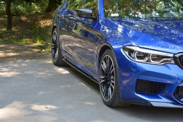 MAXTON DESIGN - Lišty pod prahy vhodné pre BMW M5 F90 , Čierny lesk – Obrázok 4
