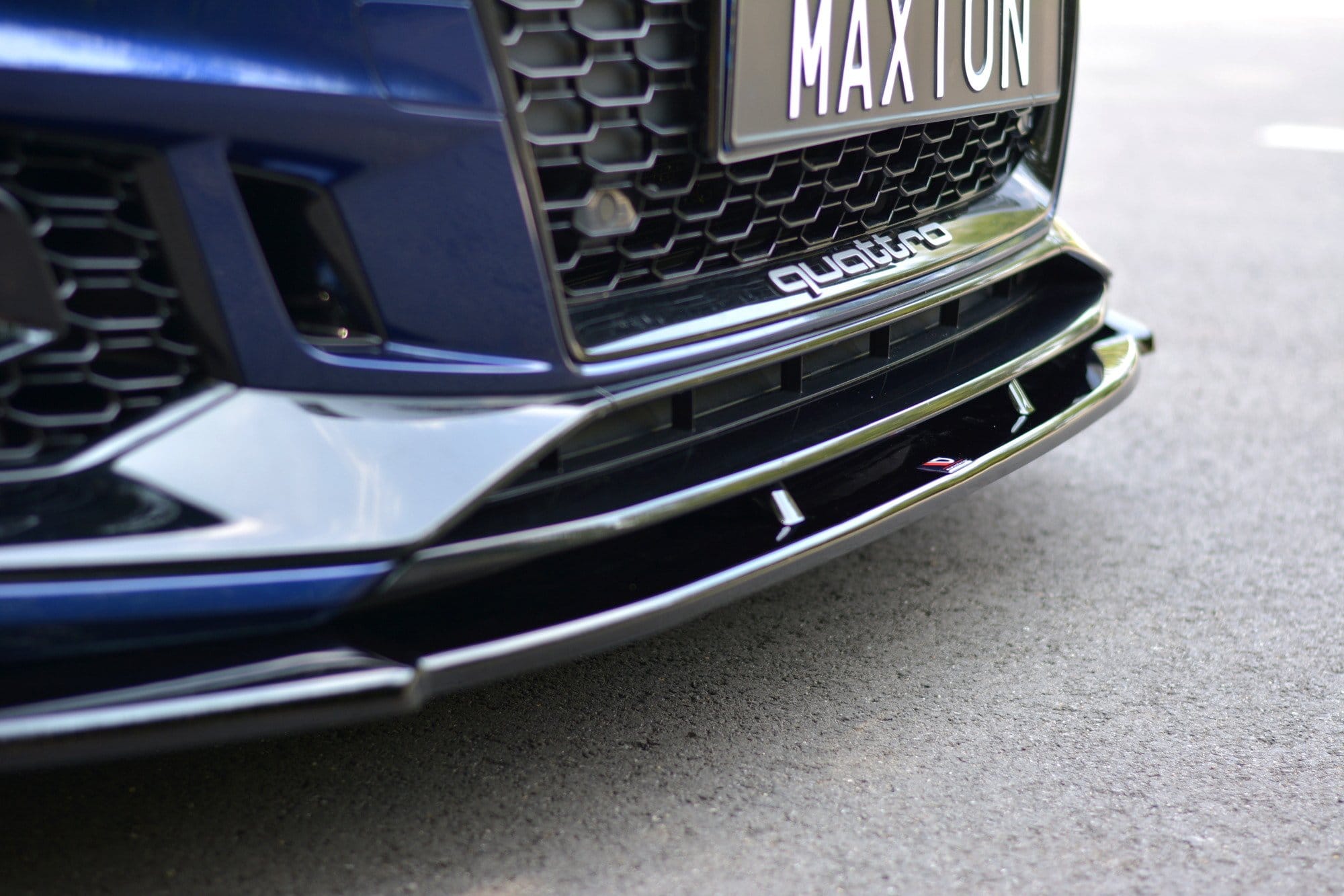 MAXTON DESIGN - Spoiler pod Predný náraznik V.1 Audi RS4 B9 , Čierny lesk – Obrázok 5