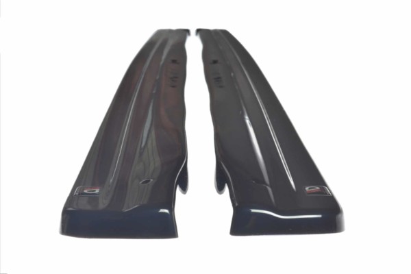 MAXTON DESIGN - Lišty pod prahy Audi RS4 B9 , Čierny lesk – Obrázok 9