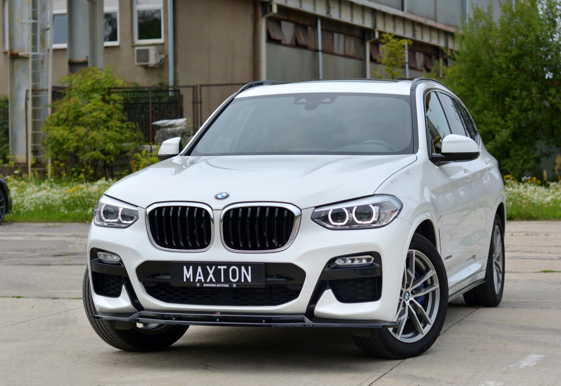 MAXTON DESIGN - Spoiler pod Predný náraznik V.1 for vhodné pre BMW X3 G01 M-PACK , Čierny lesk – Obrázok 2