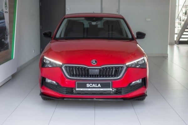 MAXTON DESIGN - Spoiler pod Predný náraznik   V.3 Skoda Scala , Čierny lesk – Obrázok 2