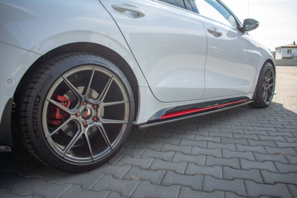 MAXTON DESIGN - Lišty pod prahy Kia ProCeed GT Mk 3 , Čierny lesk – Obrázok 4