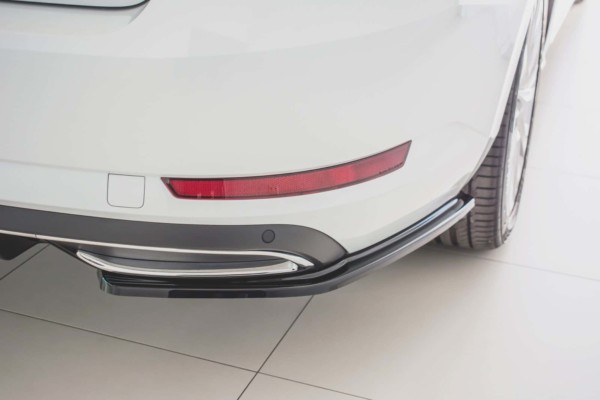 MAXTON DESIGN - Bočné difúzory zadného náraznika Skoda Superb Mk3 FL Hatchback / Combi , Čierny lesk – Obrázok 5