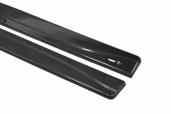 MAXTON DESIGN - Lišty pod prahy vhodné pre BMW M4 F82 , Čierny lesk – Obrázok 6