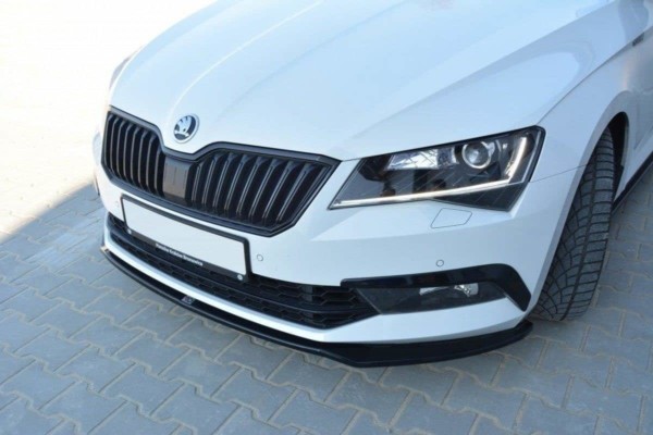 MAXTON DESIGN - Spoiler pod Predný náraznik   V.2 Skoda Superb Mk3 , Čierny lesk – Obrázok 4