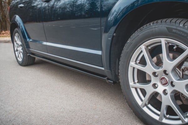 MAXTON DESIGN - Lišty pod prahy Fiat Freemont , Čierny lesk – Obrázok 3
