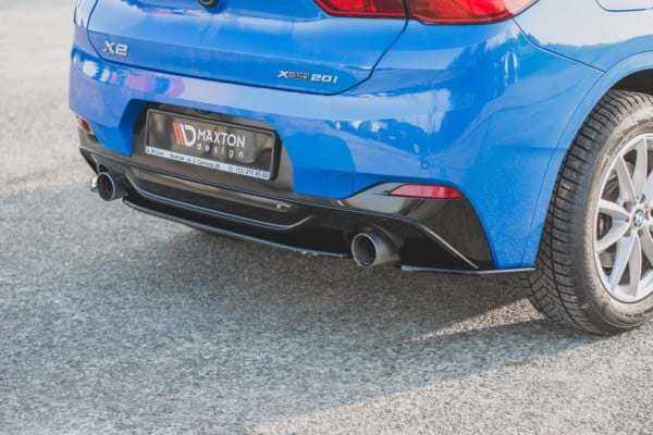 MAXTON DESIGN - Stredový spoiler pod zadný náraznik for vhodné pre BMW X2 F39 M-Pack , Čierny lesk – Obrázok 5