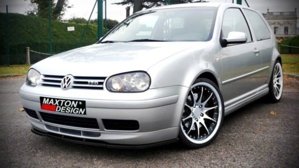 MAXTON DESIGN - Spoiler pod Predný náraznik   VW GOLF IV (FOR 25TH Predný náraznik SPOILER) , 
Čierny lesk