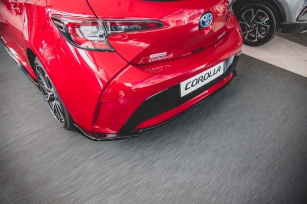 MAXTON DESIGN - Stredový spoiler pod zadný náraznik Toyota Corolla XII Hatchback , Čierny lesk – Obrázok 3
