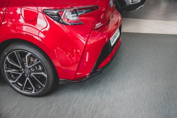 MAXTON DESIGN - Stredový spoiler pod zadný náraznik Toyota Corolla XII Hatchback , Čierny lesk – Obrázok 4