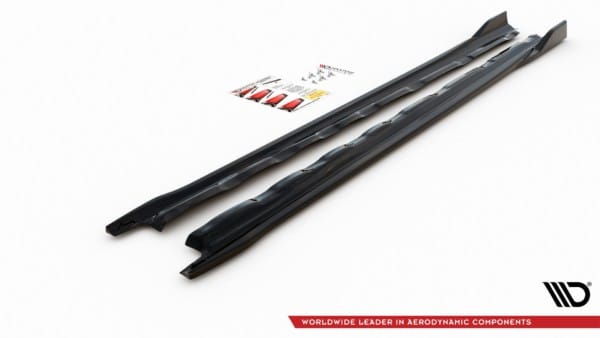MAXTON DESIGN - Lišty pod prahy V.2 VW Golf 8 , Čierny lesk – Obrázok 8