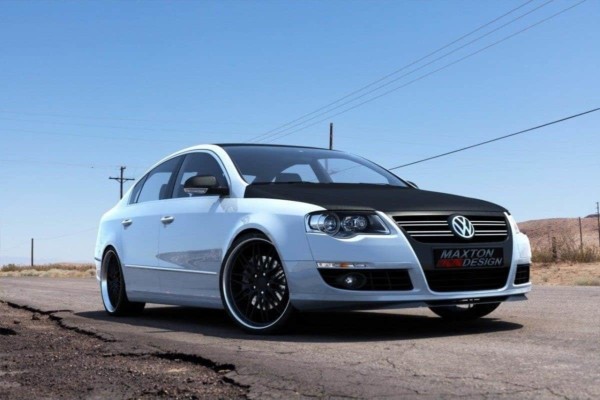 MAXTON DESIGN - Spoiler pod Predný náraznik   VW PASSAT B6 , Čierny lesk 
970