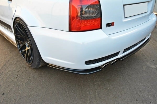 MAXTON DESIGN - Spoiler pod zadný náraznik  AUDI RS4 B5 (with a vertical bar) , 
Čierny lesk – Obrázok 2