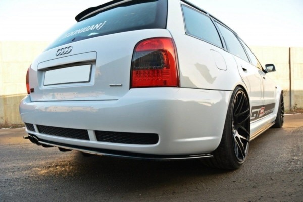 MAXTON DESIGN - Spoiler pod zadný náraznik  AUDI RS4 B5 (with a vertical bar) , 
Čierny lesk – Obrázok 3