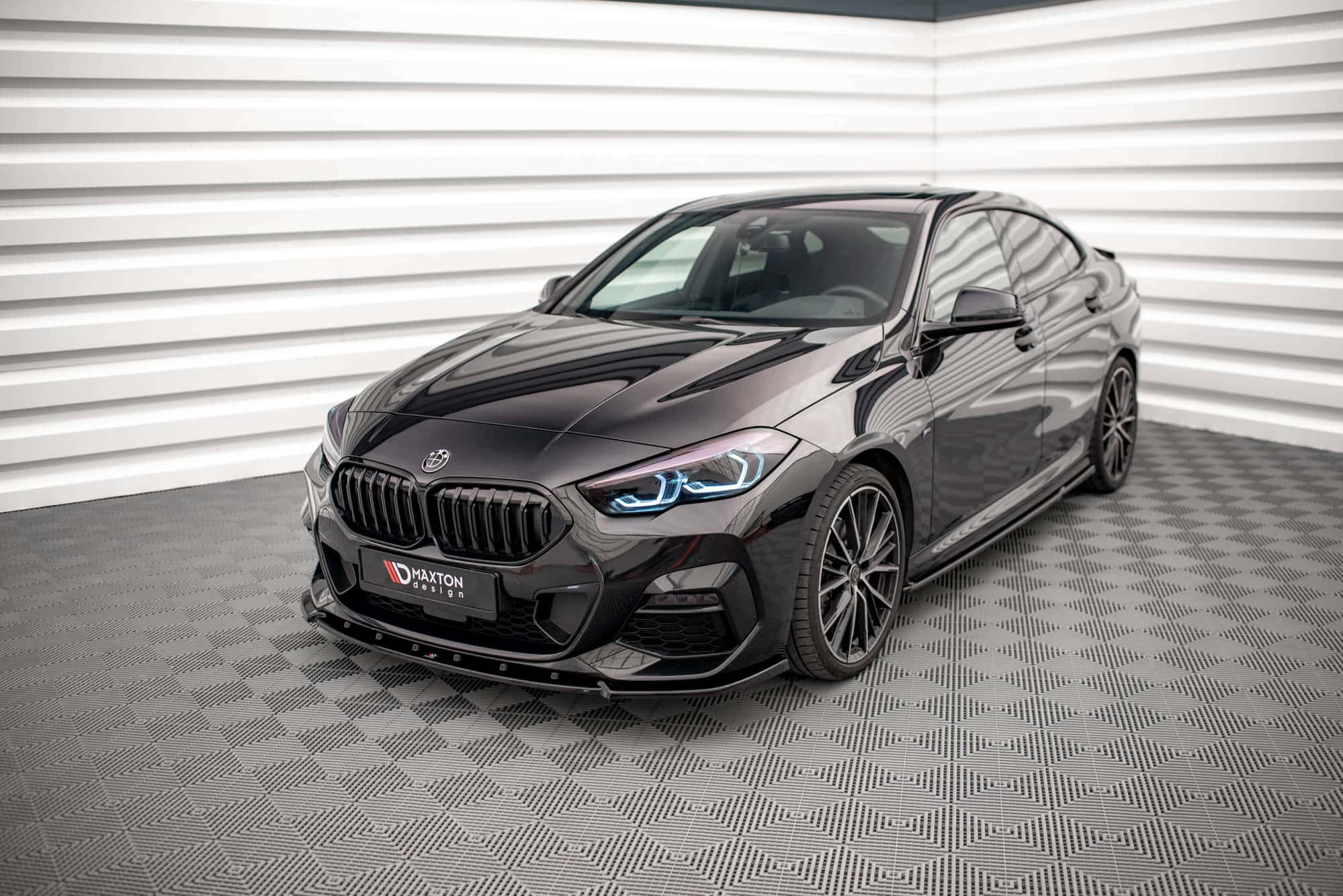 MAXTON DESIGN - Spoiler pod predný náraznik V.2 vhodné pre BMW 2 Gran Coupe M-Pack F44,,Čierny lesk – Obrázok 2