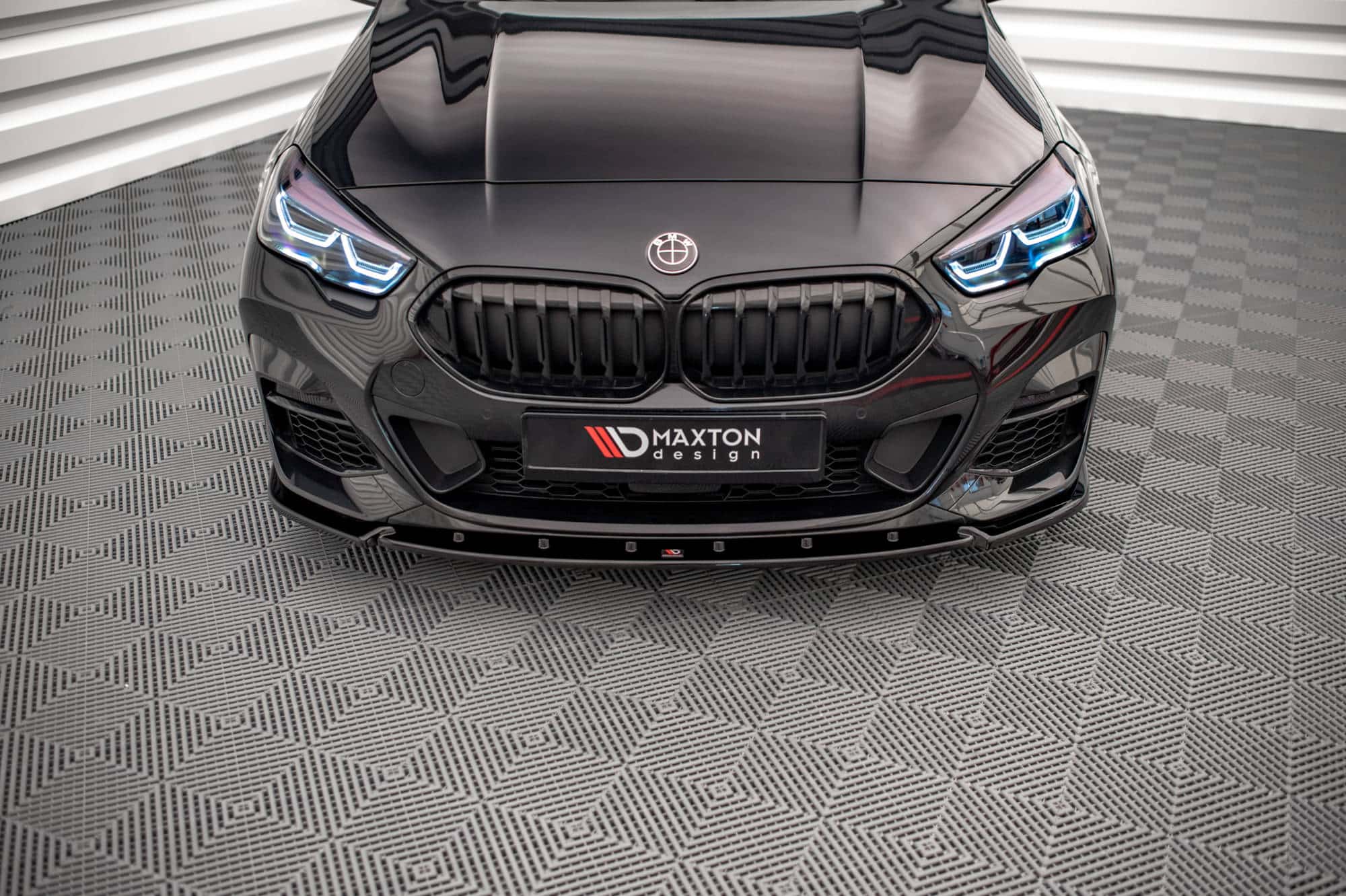 MAXTON DESIGN - Spoiler pod predný náraznik V.2 vhodné pre BMW 2 Gran Coupe M-Pack F44,,Čierny lesk – Obrázok 3