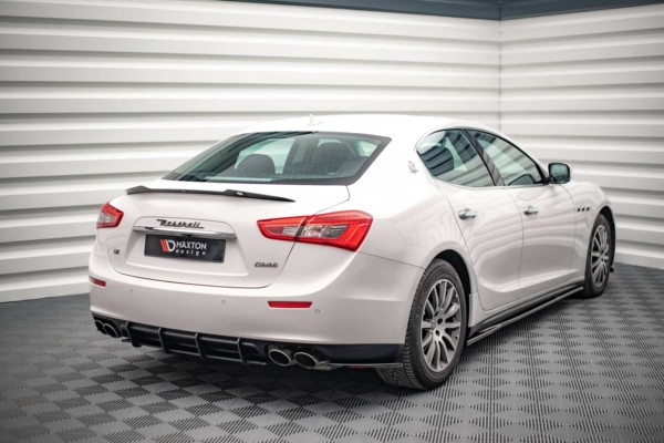 MAXTON DESIGN - Bočné difúzory zadného náraznika Maserati Ghibli Mk3,Čierny lesk – Obrázok 3