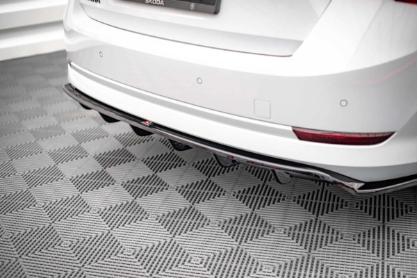 MAXTON DESIGN - Zadný stredný spoiler (s rebrovaním) Skoda Octavia Mk4,Čierny lesk – Obrázok 3