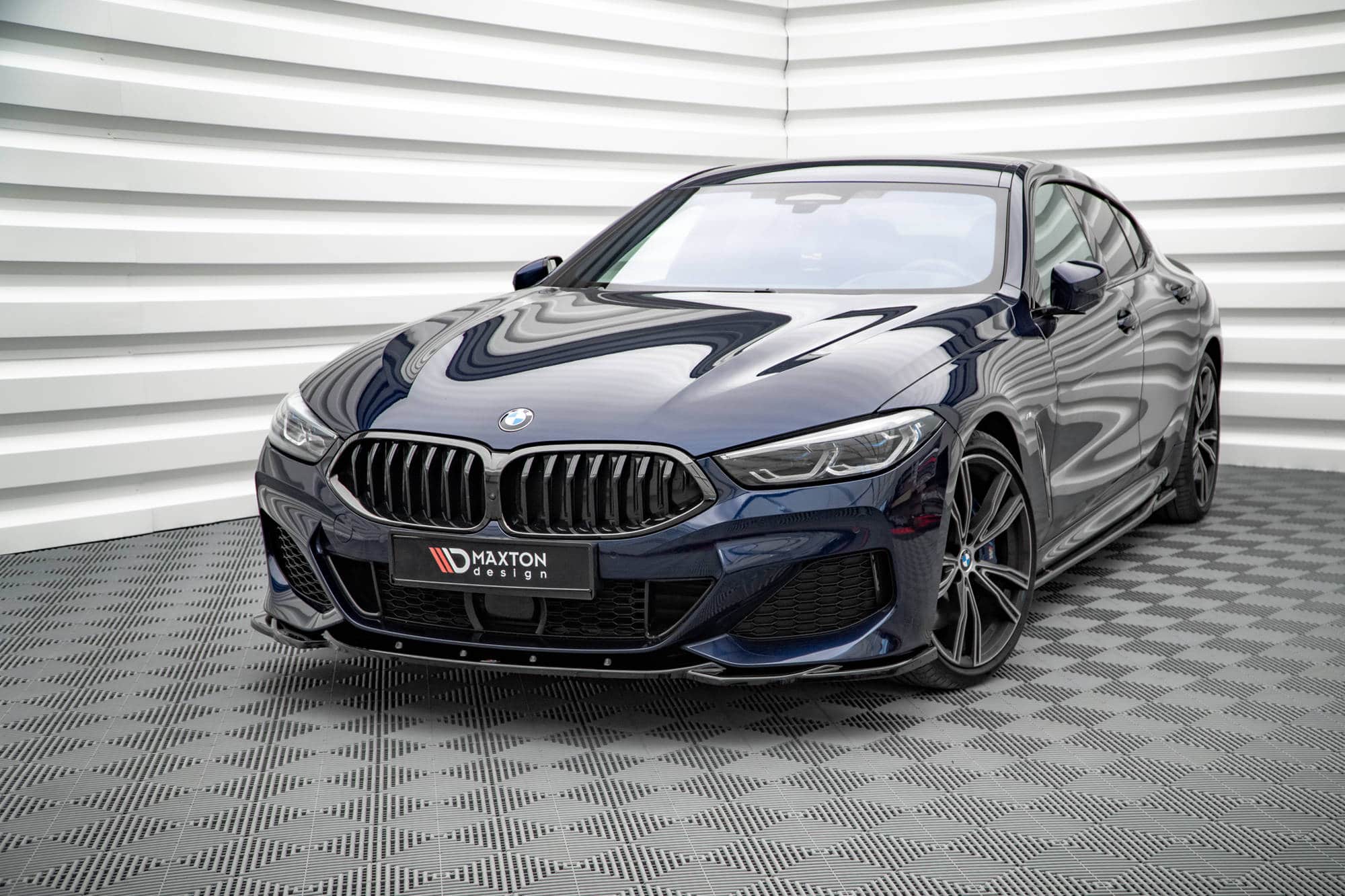 MAXTON DESIGN -Spoiler pod predný nárazník V.4 , vhodné pre BMW 8 COUPE M-PACK G15 / 8 GRAN COUPE M-PACK G16,Čierny lesk – Obrázok 2
