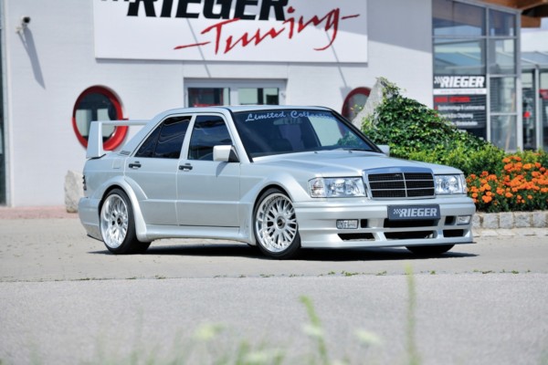 Rieger  bočný panel widebodykit -  Mercedes 190 (W201) , Ľavá strana, front, GFK (laminát), 
vrátane-montážne vybavenie