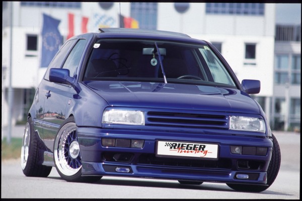 Rieger  predný spoiler -  VW Vento , plast ABS, 
vrátane- Certifikát,montážne vybavenie