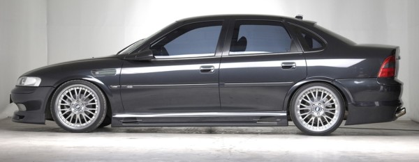 Rieger  nádstavce prahov -  Opel Vectra B , Ľavá strana, s priehlbinou a 2 otvormi, plast ABS, 
vrátane- hliniková mriežka, Certifikát,montážne vybavenie – Obrázok 2