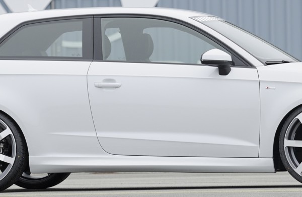 Rieger  nádstavce prahov -  Audi A3 (8V) , Pravá strana plast ABS, Pre vozidlá s S-Line exterier a bez S-Line exterier, 
vrátane-montážne vybavenie, Certifikát