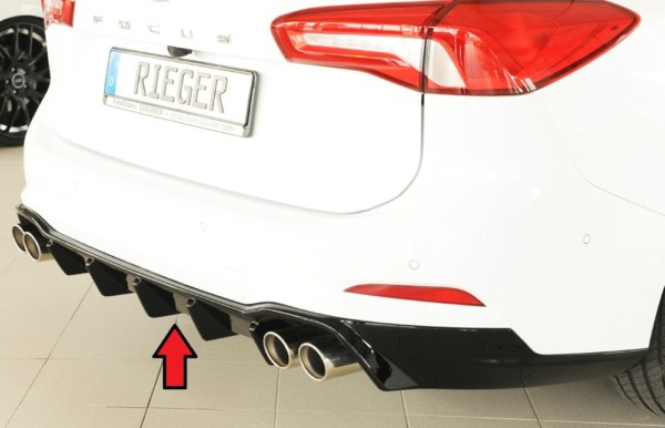 Rieger vložka zadného nárazíka -  pred Focus 4 (DEH) , pre športové koncovkys Ľavá strana + Pravá strana (4x80mm ø), plast ABS,Čierny lesk, Pre vozidlá s ST-Line, bez tažného, 
vrátane-montážne vybavenie, Certifikát