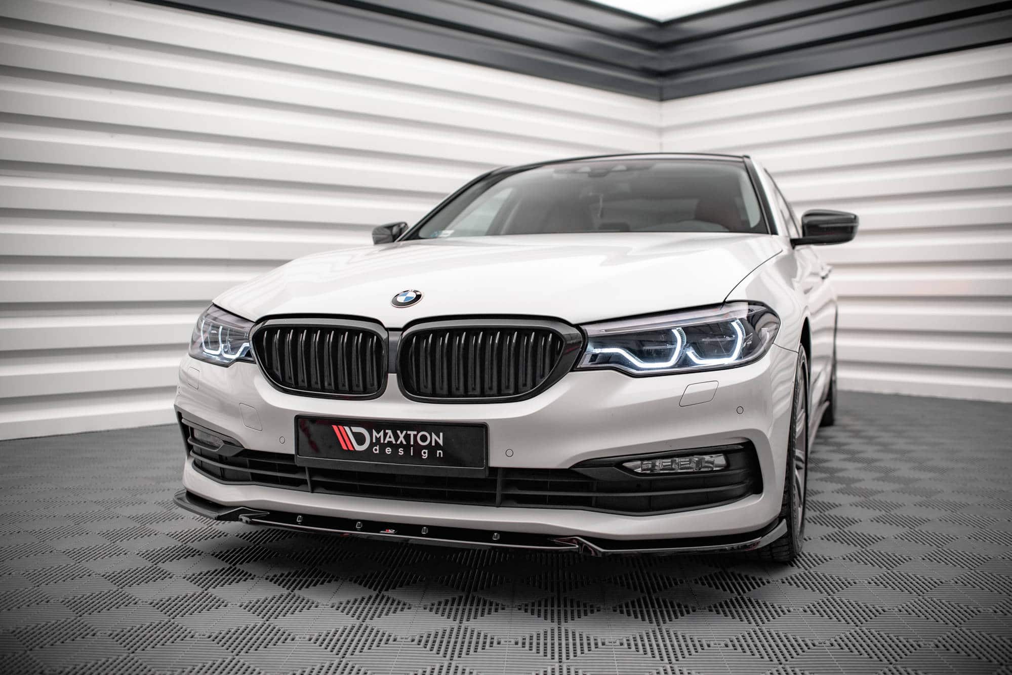 MAXTON DESIGN - Spoiler pod predný nárazník,vhodné pre BMW 5 G30 – Obrázok 2