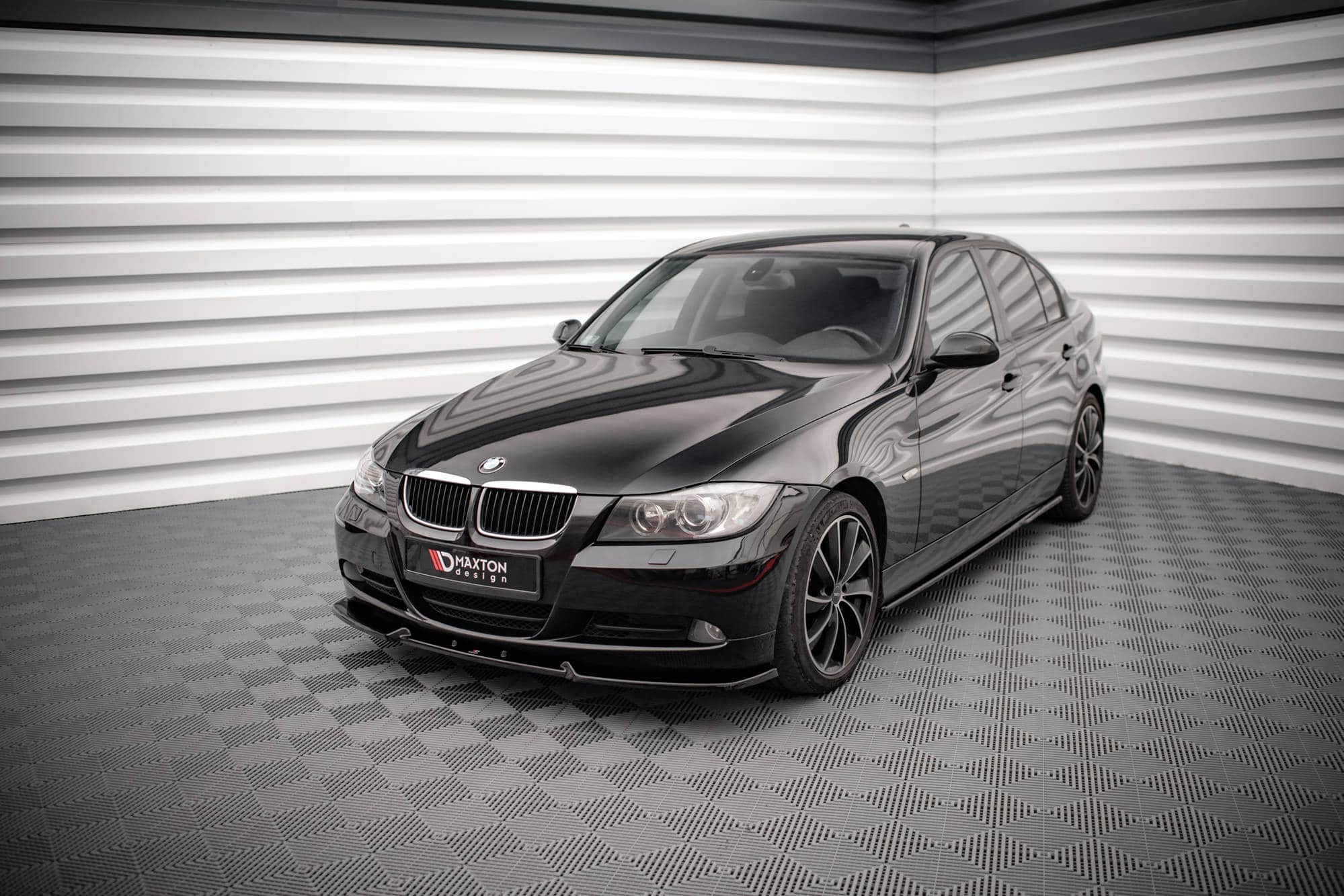 MAXTON DESIGN -Spoiler pod predný nárazník ,V.1 vhodné pre BMW 3 E90/E91 – Obrázok 4