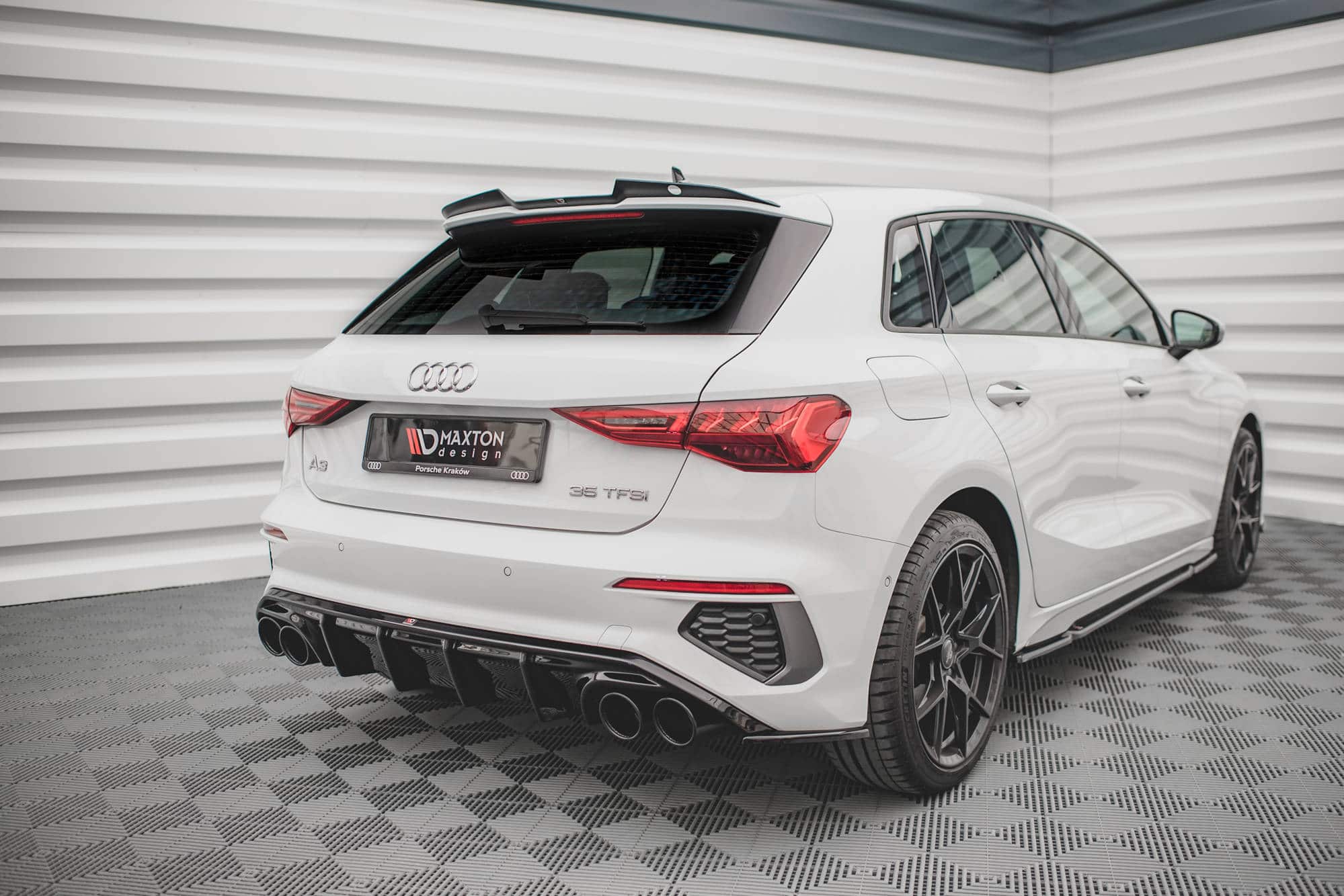 MAXTON DESIGN - Zadný difúzor + Koncovky výfukov, Audi A3 S-Line Sportback 8Y – Obrázok 4