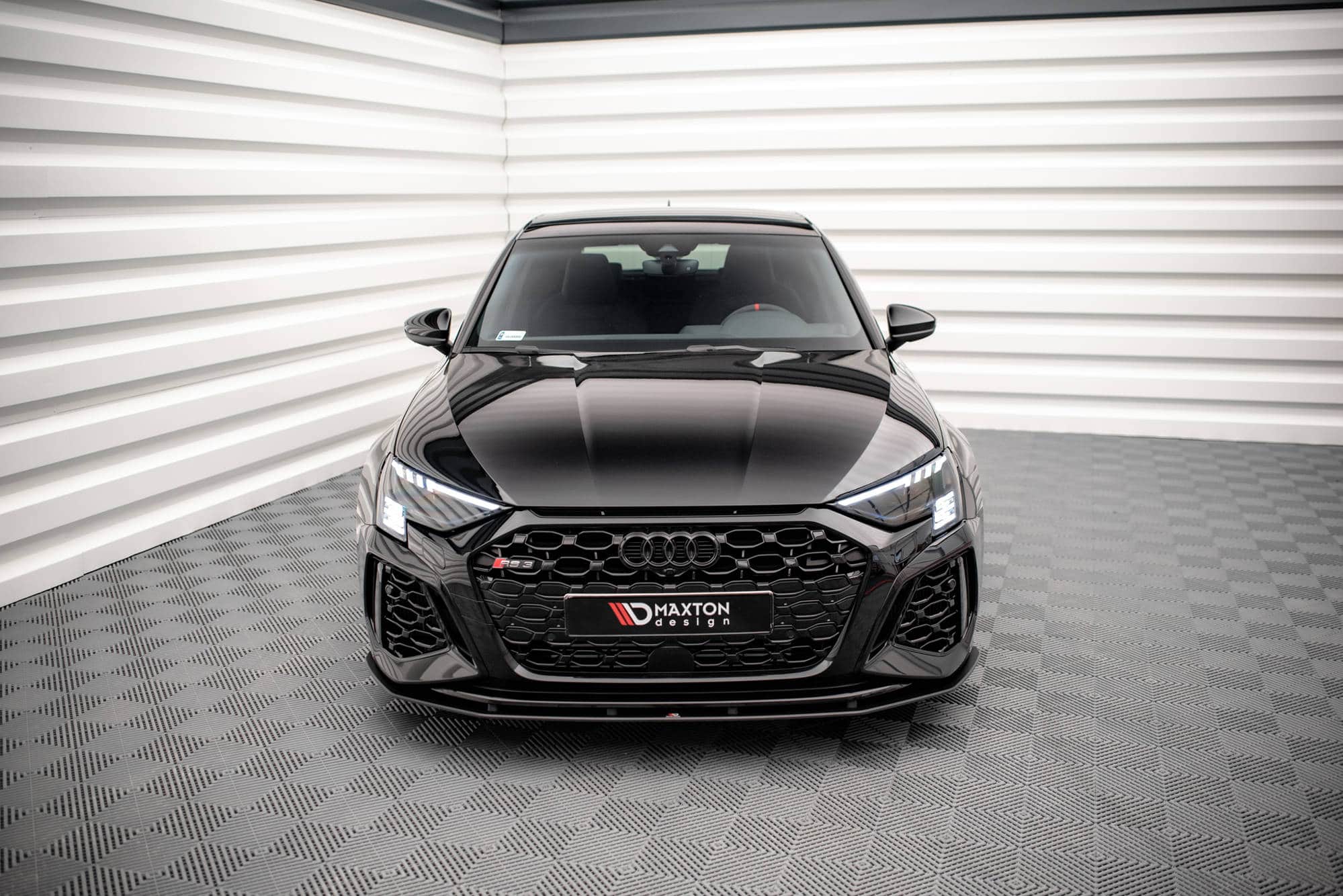 MAXTON DESIGN -Spoiler pod predný nárazník ,AUDI RS3 SPORTBACK 8Y – Obrázok 3