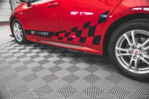MAXTON DESIGN - Lišty pod bočné prahy TOYOTA COROLLA GR SPORT HATCHBACK XII – Obrázok 4