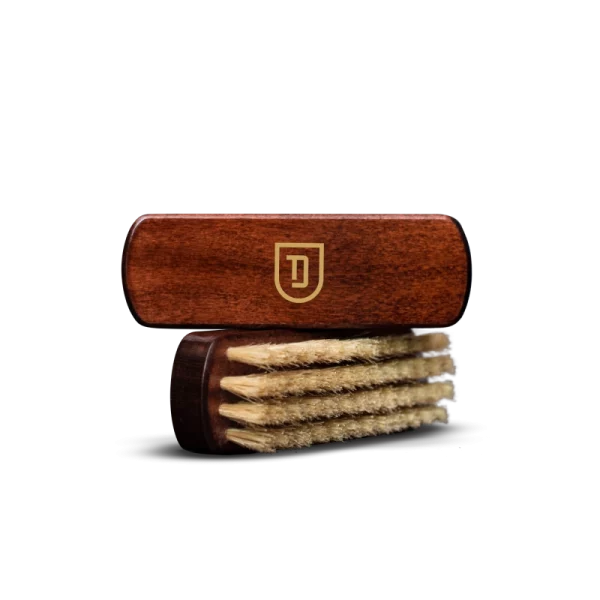 DETURNER LEATHER BRUSH - Kefka na čistenie kože a kožených povrchov.