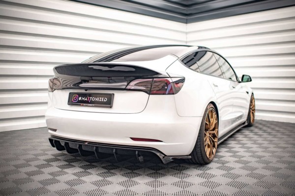 MAXTON DESIGN - Bočné difúzory zadného nárazníka V.2 TESLA MODEL 3 – Obrázok 2
