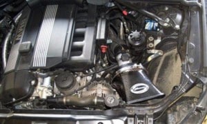 Športové sanie Simota Carbon Air Intake BMW E60 520I/523I/525I 03- Carbon Fiber Aero Form CF610-26 – Obrázok 5